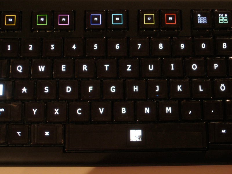 Illustration for article titled First Video of the Optimus Keyboard Actually Working and Looking Awesome